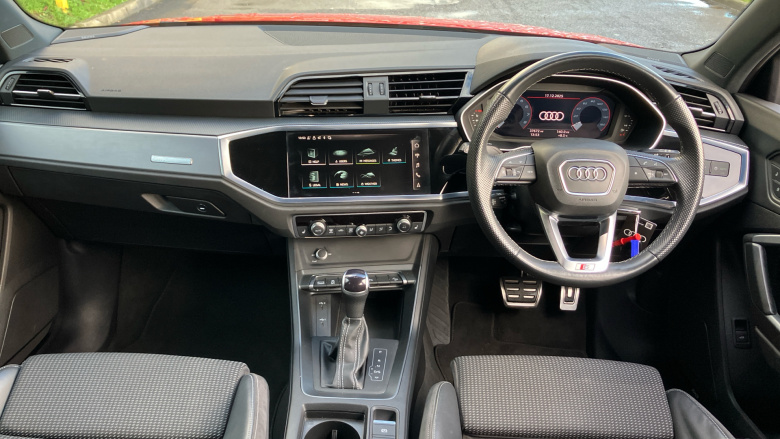 Audi Q3 35 TFSI S Line 5dr S Tronic Petrol Estate